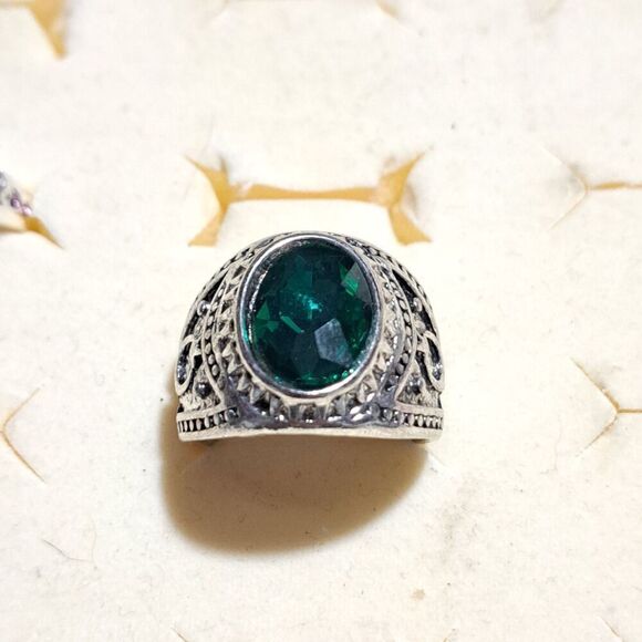 Stainless Steel Men Ring size 10 Green Emerald Stone - Picture 1 of 5